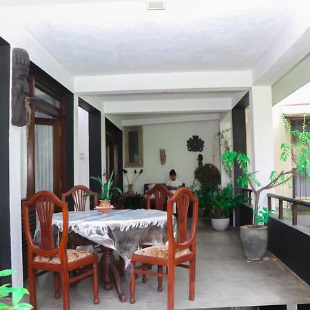 Villa A & A Hikkaduwa Exterior foto